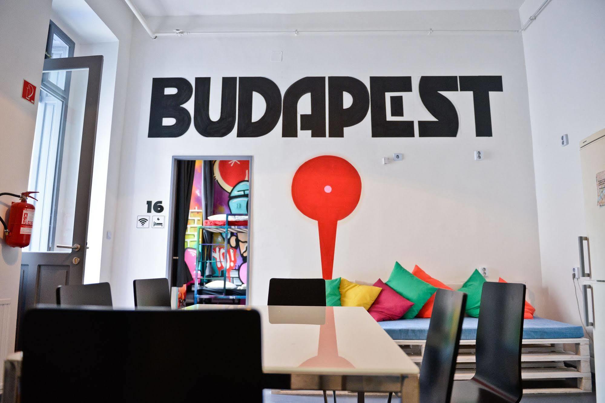 Lol Boutique Hostel City Center Budapest Ngoại thất bức ảnh