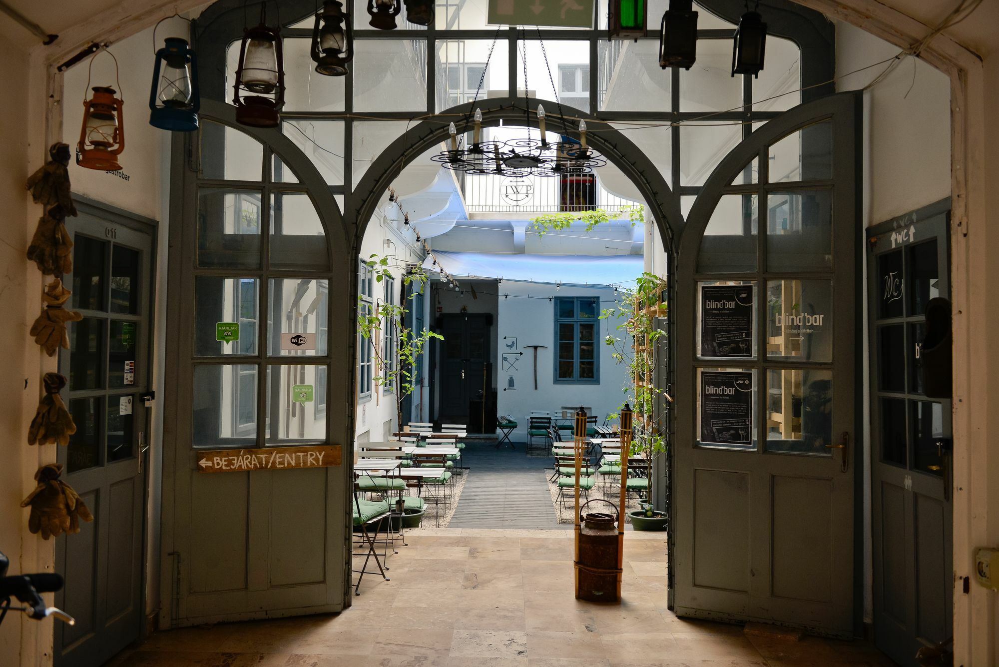 Lol Boutique Hostel City Center Budapest Ngoại thất bức ảnh